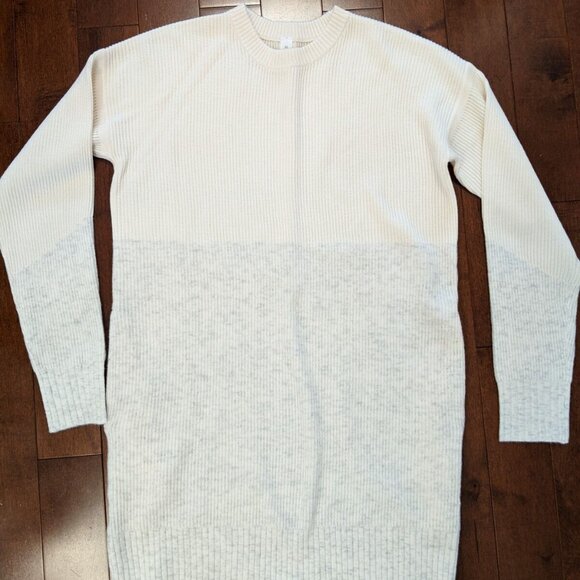 Lululemon women's sweater dress in size XS - Picture 4 of 13
